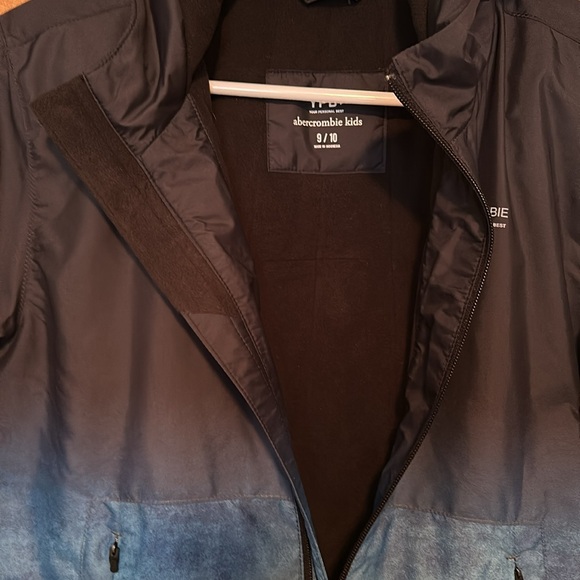 abercrombie kids fleece lined windbreaker - Picture 3 of 4